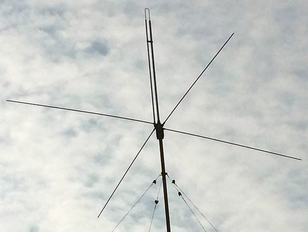 Whip antenna